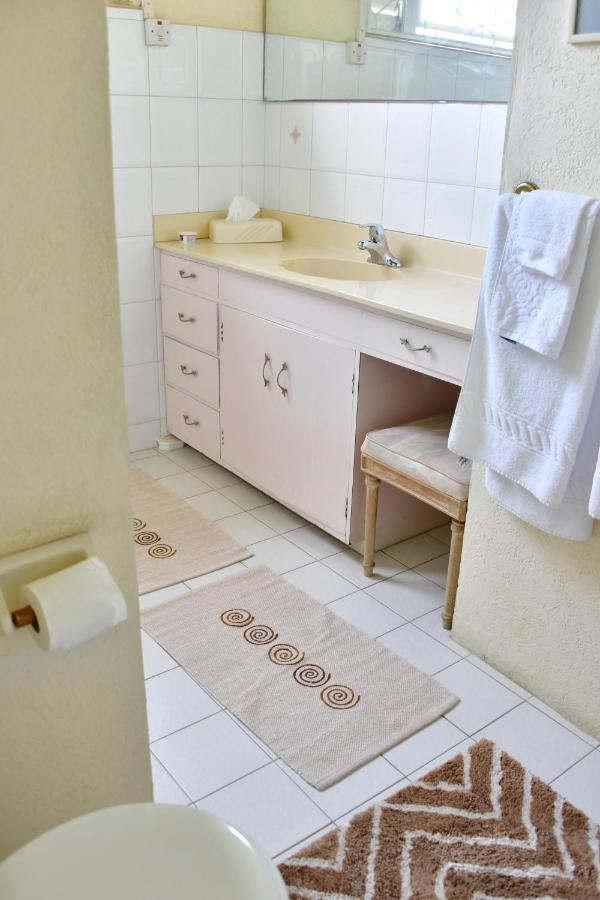 Morris Apartments Сейнт Джеймс Екстериор снимка